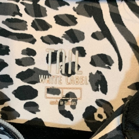 Tail White Label – Beliza Top (Zebra Print) - Picture 3 of 4